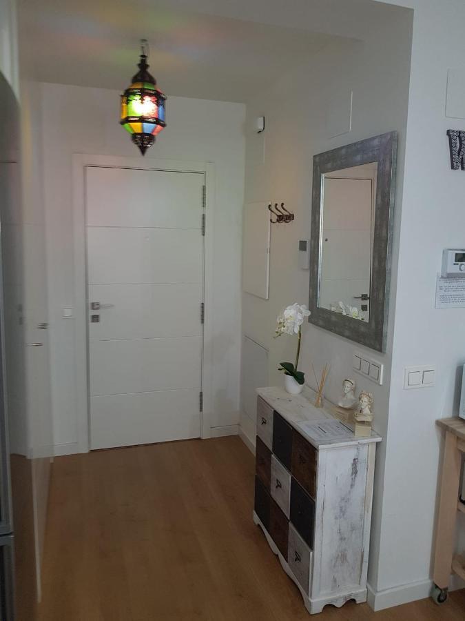 Apartamento Plaza Del Teatro Parking Free Málaga Dış mekan fotoğraf
