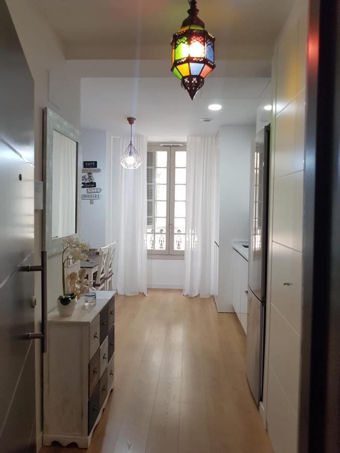 Apartamento Plaza Del Teatro Parking Free Málaga Dış mekan fotoğraf